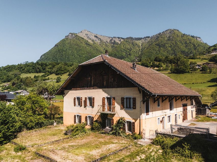 Image Façade à  maison individuelle de Taninges
