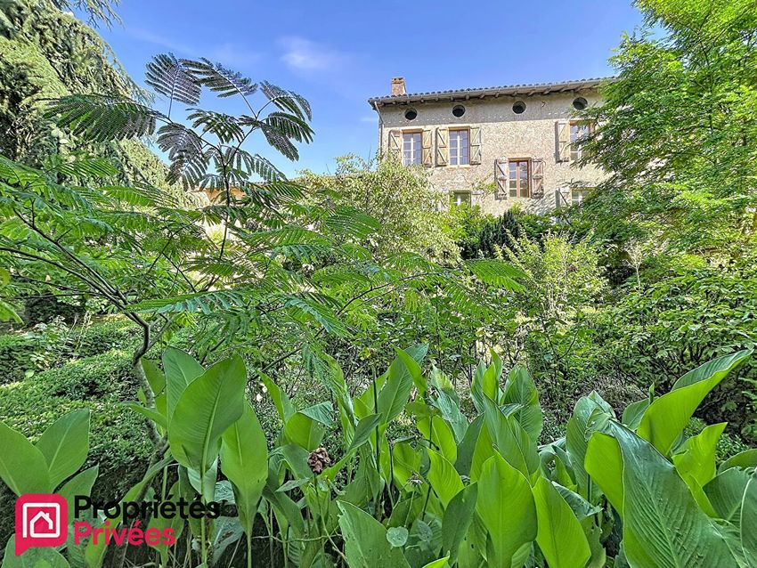 Image Jardin à  maison mitoyenne de Saint-Sulpice-la-Pointe