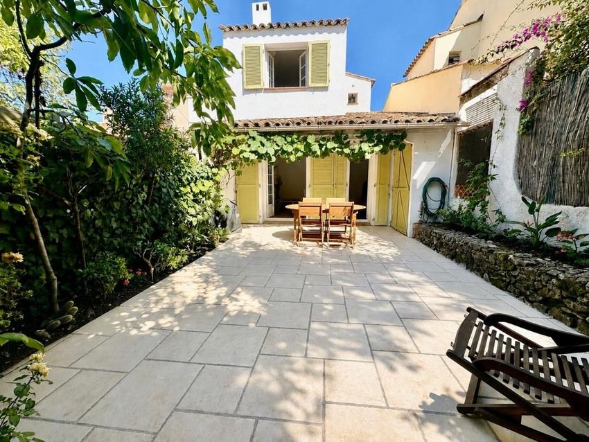 Image Façade à  maison individuelle de Cannes