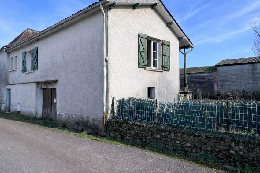 Image Façade à  maison individuelle de Sus