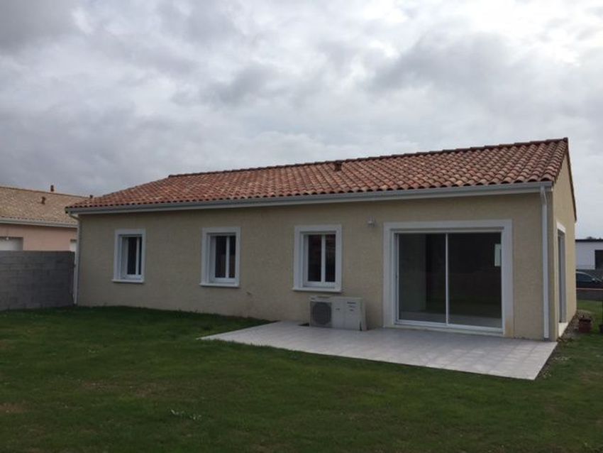 Image Façade à  maison individuelle de Saint-Lys