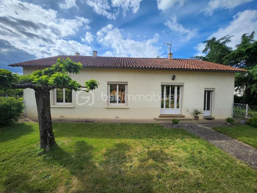 Image Façade à  maison individuelle de Rouillé