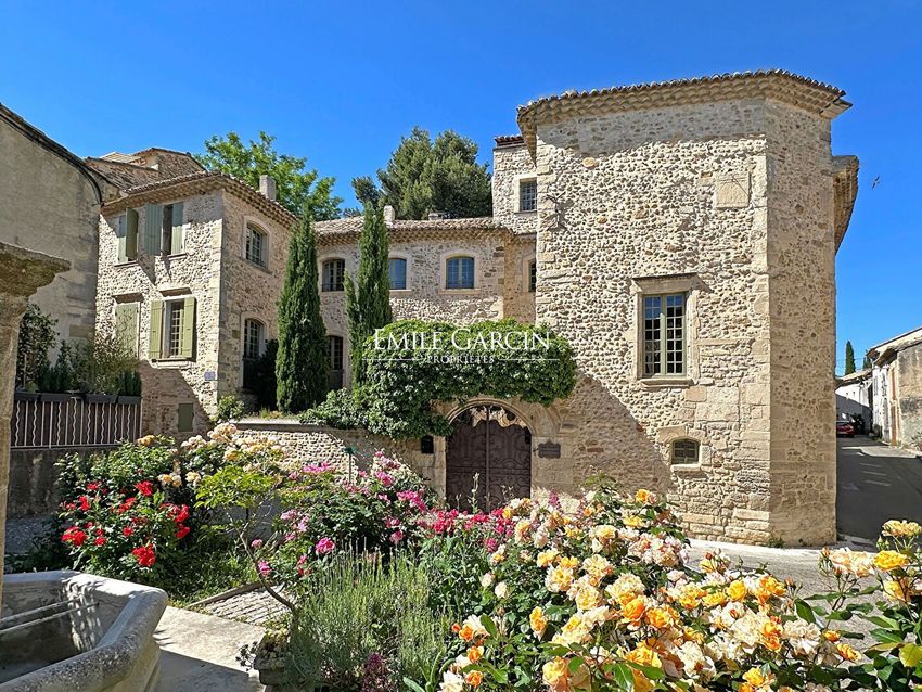 Image Façade à  maison mitoyenne de La Baume-de-Transit