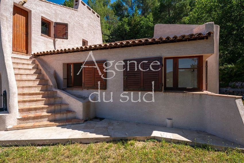 Image Façade à  maison individuelle de Auriol