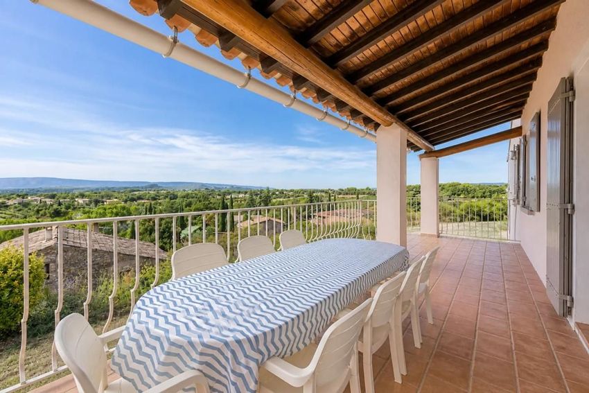 Image Terrasse à  maison individuelle de Saint-Saturnin-lès-Apt