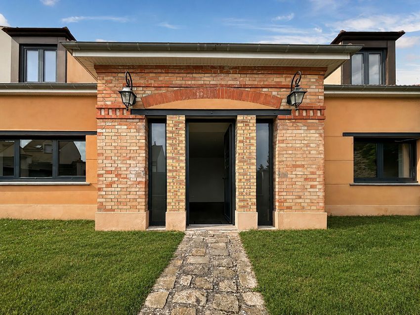 Image Façade à  maison mitoyenne de Orgeval