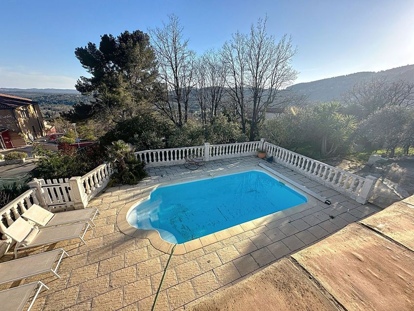 Image Piscine à  villa de Seillans