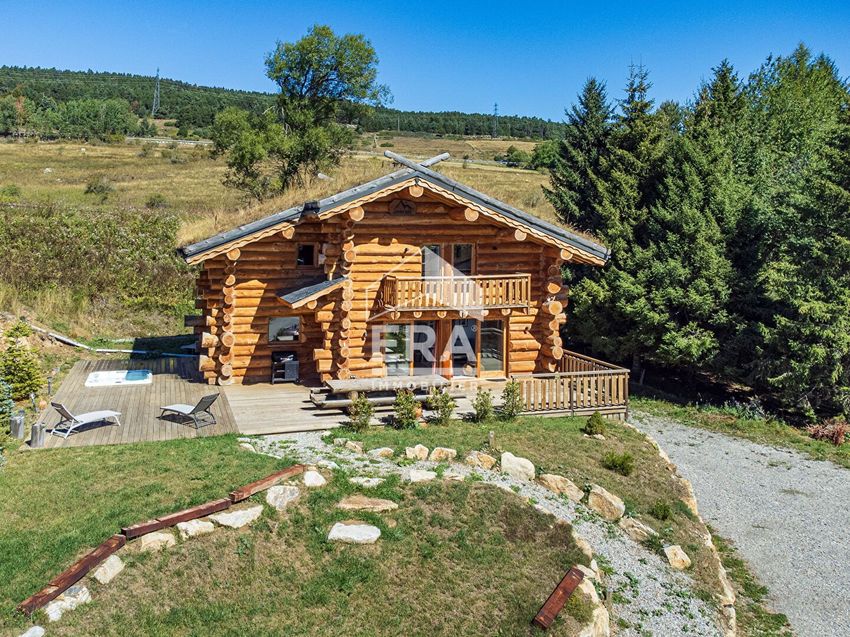 Image Façade à  chalet de montagne de La Cabanasse