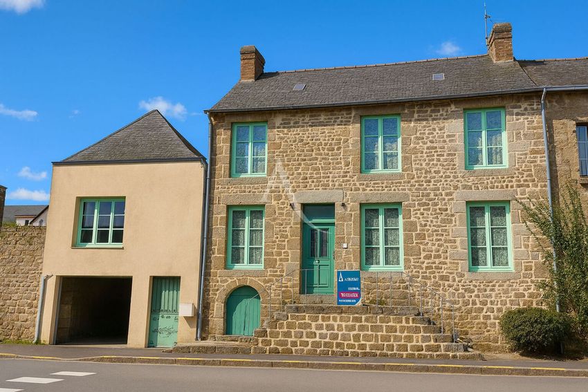 Image Façade à  maison mitoyenne de Lassay-les-Châteaux