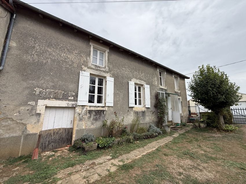 Image Façade à  maison individuelle de La Villedieu-du-Clain