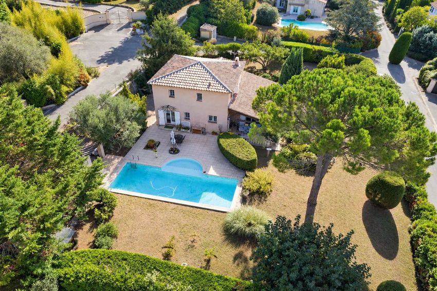 Image Piscine à  villa de Opio