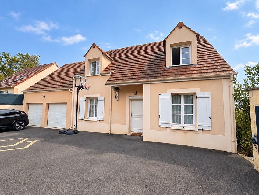 Image Façade à  maison individuelle de Esches