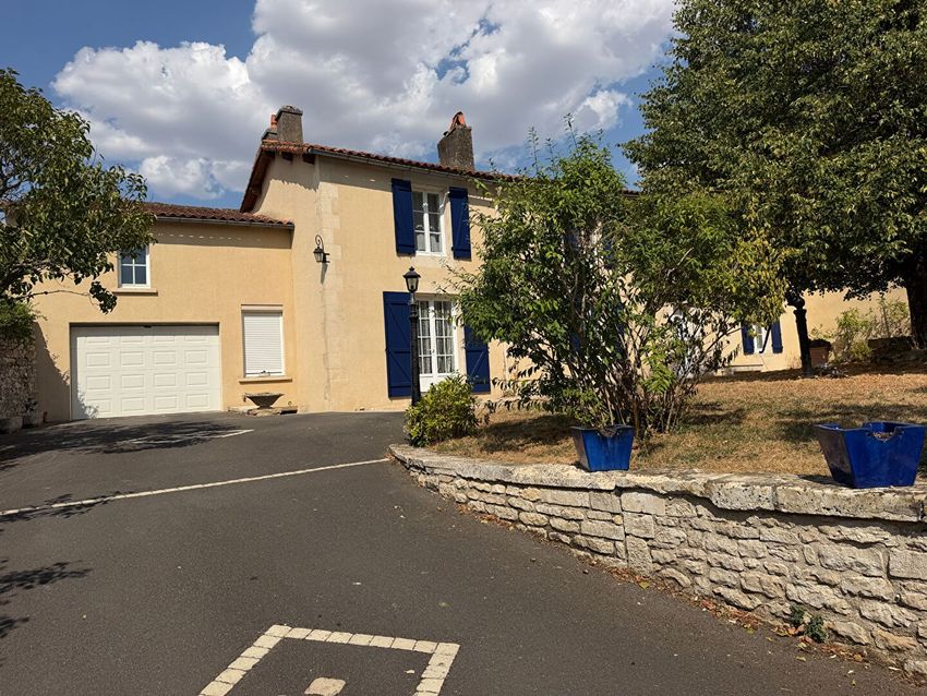 Image Façade à  maison individuelle de Nanteuil