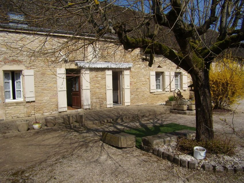 Image Façade à  maison de maître de Varennes-le-Grand