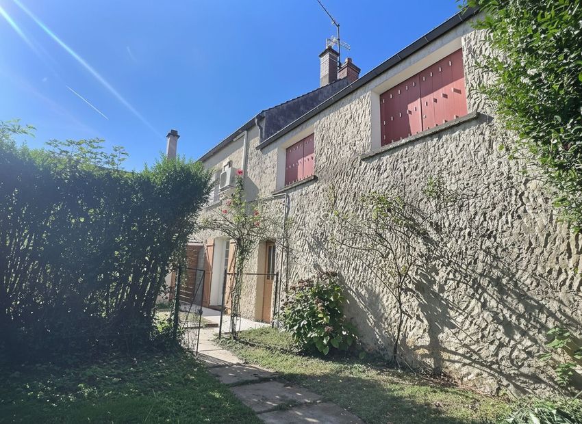 Image Façade à  maison individuelle de Rambouillet