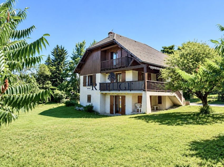 Image Façade à  maison individuelle de Baratier
