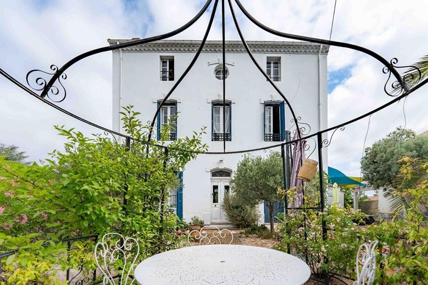 Image Façade à  propriété agricole de Lézignan-Corbières