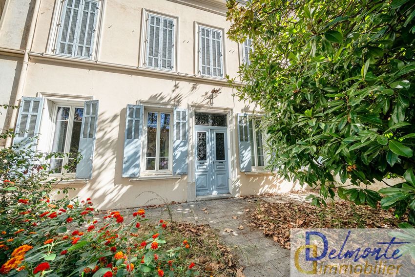 Image Façade à  maison individuelle de La Seyne-sur-Mer