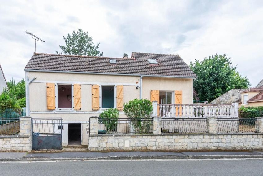 Image Façade à  maison individuelle de Mours