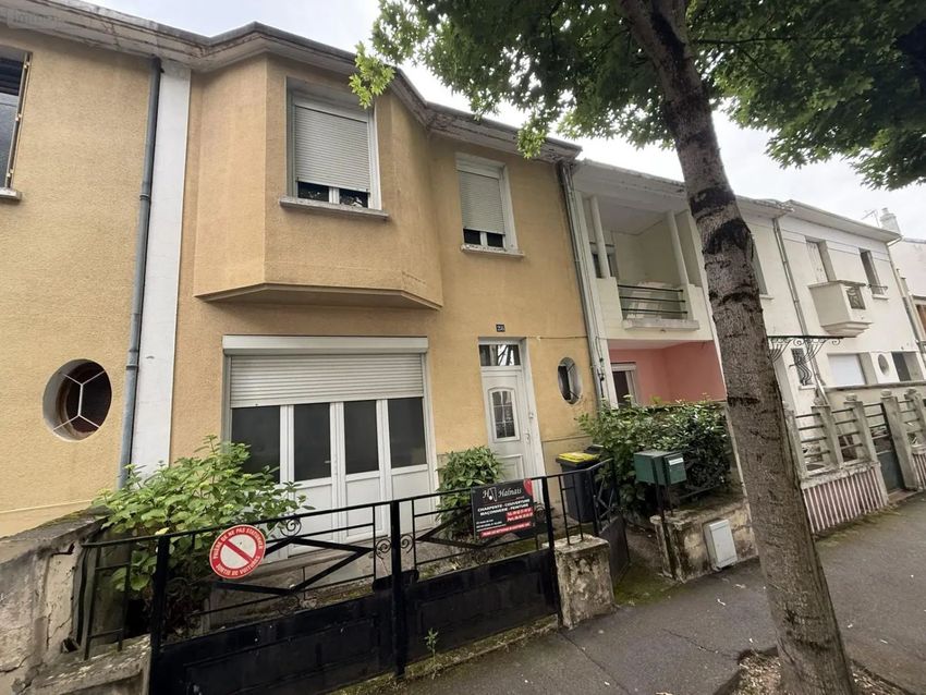 Image Façade à  maison individuelle de Vichy