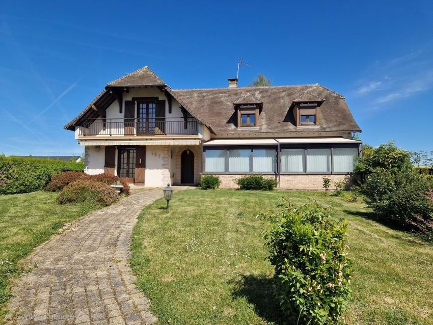 Image Façade à  maison individuelle de Mareuil-en-Brie