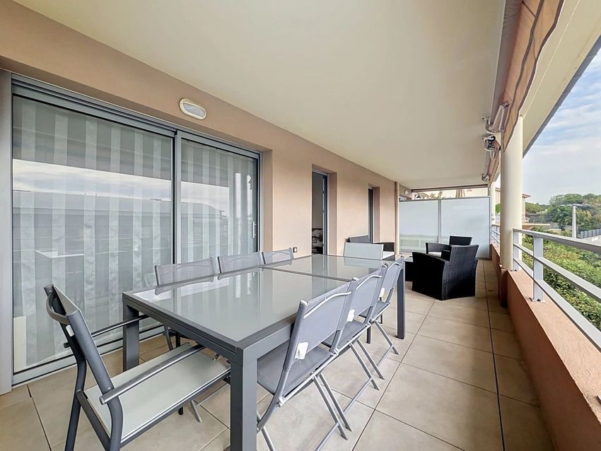 Image Terrasse à appartement de Vallauris