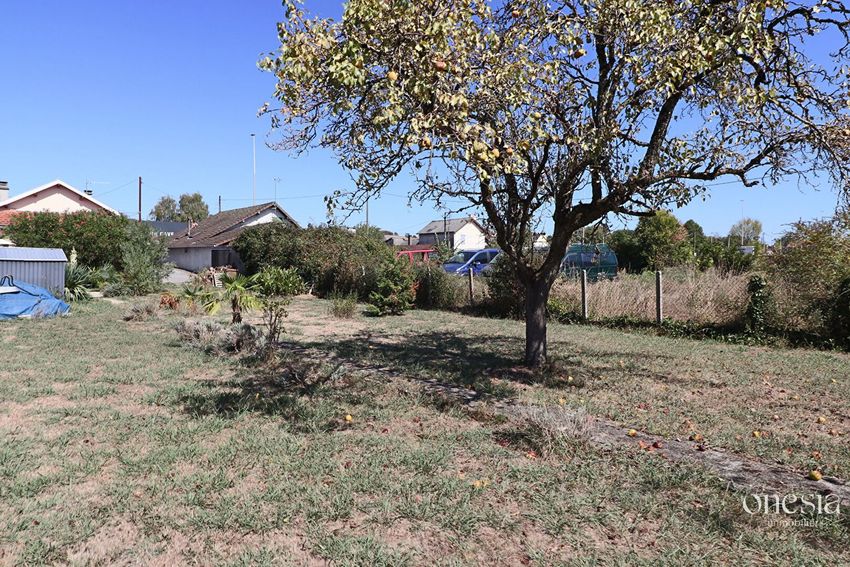 Image de terrain à Lons