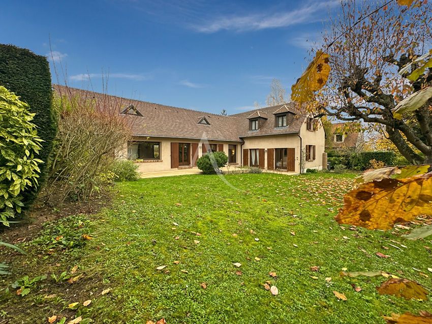 Image Façade à  maison individuelle de Chambourcy