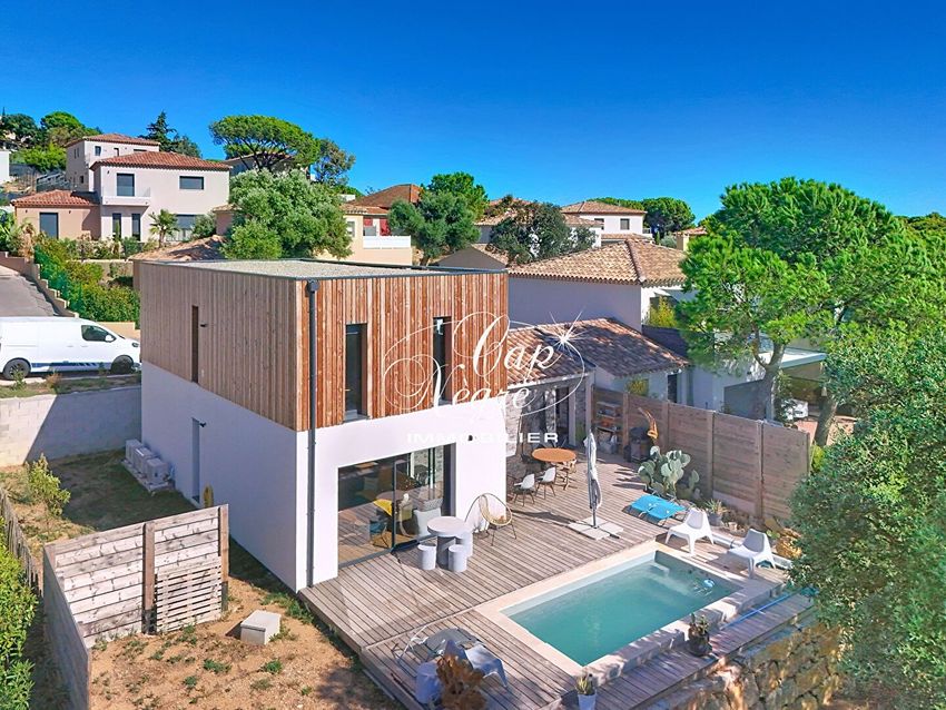 Image Piscine à  maison individuelle de Le Lavandou