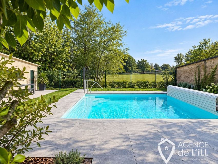 Image Piscine à  maison individuelle de Ebersheim