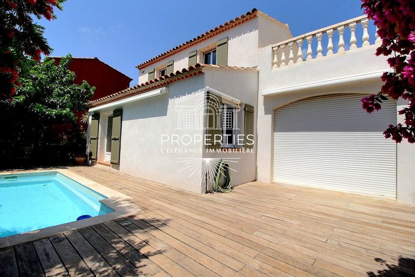 Image Piscine à  maison individuelle de Bormes-les-Mimosas
