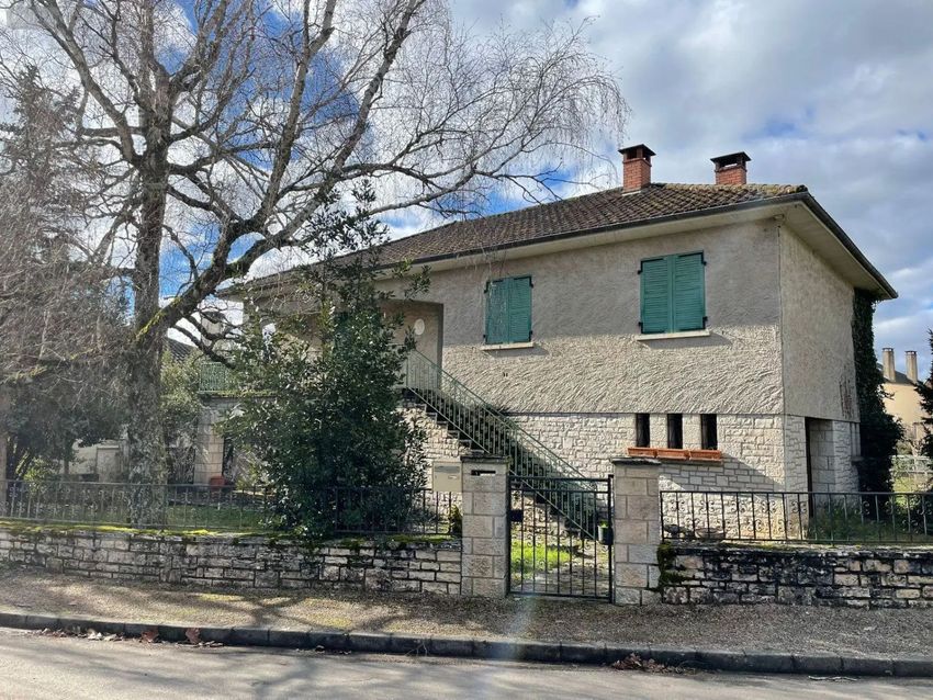 Image Façade à  maison individuelle de Assier