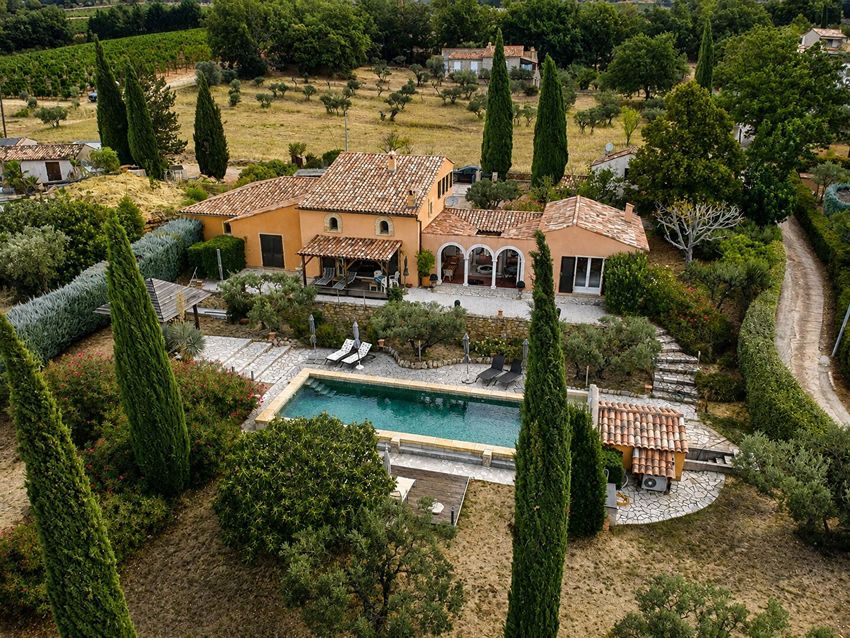 Image Piscine à  maison individuelle de Aups