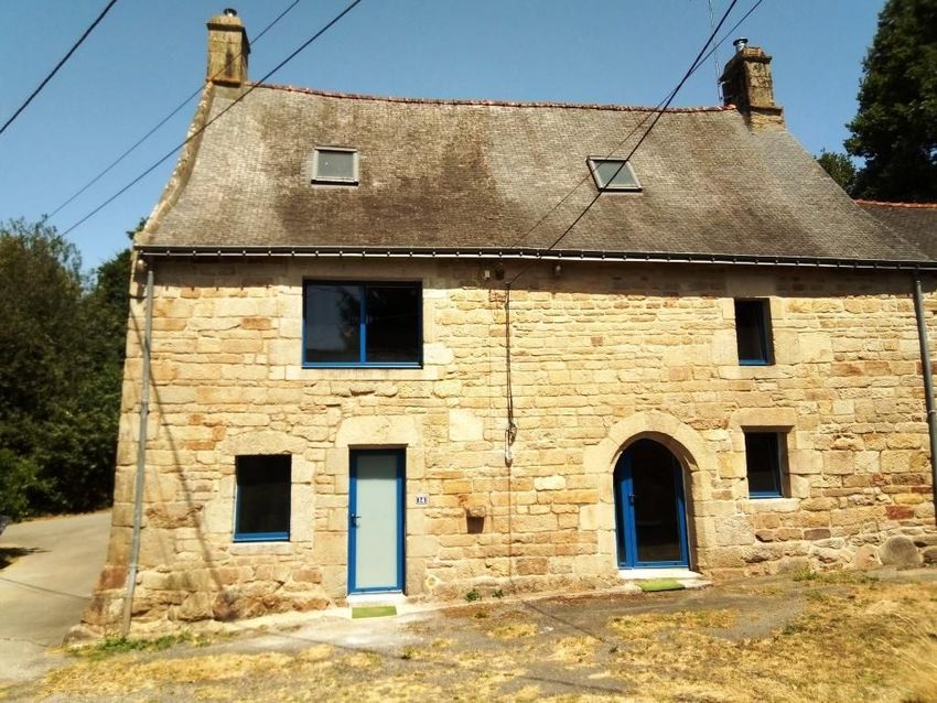 Image Façade à  maison individuelle de Langoëlan