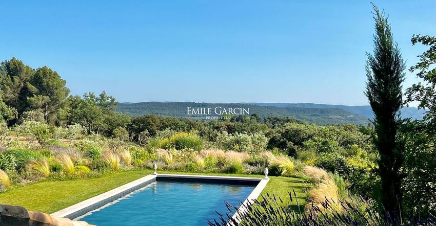 Image Piscine à  maison individuelle de Vaugines