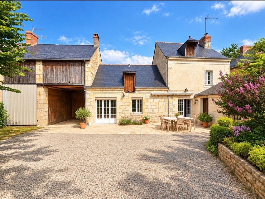 Image Façade à  maison individuelle de Gennes-Val-de-Loire