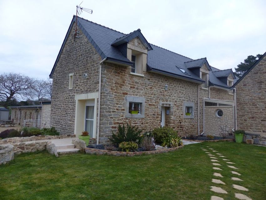 Image Façade à  maison individuelle de Riec-sur-Bélon