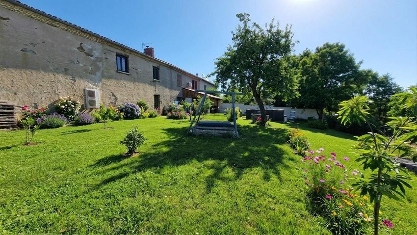 Image Jardin à  maison mitoyenne de Saint-Germain-Laval