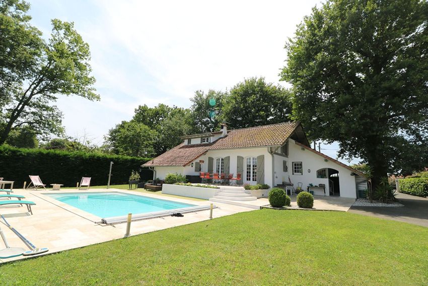 Image Piscine à  villa de Saint-Vincent-de-Tyrosse