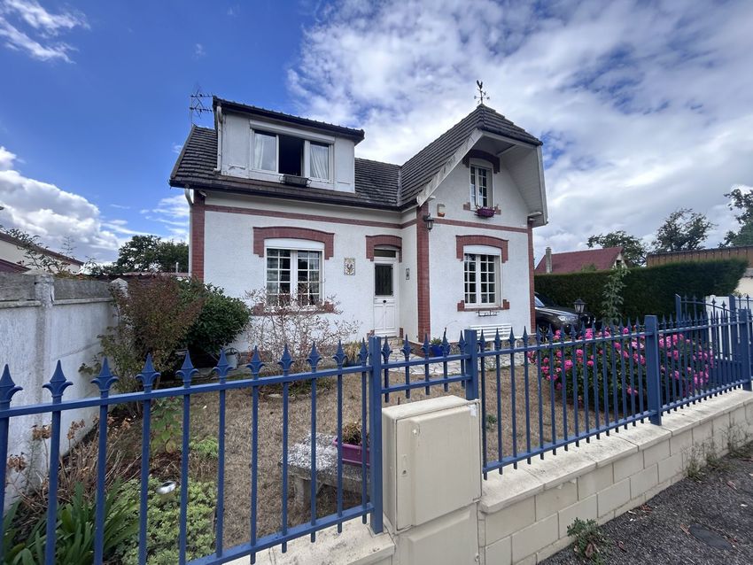 Image Façade à  maison individuelle de Saint-Aubin-lès-Elbeuf