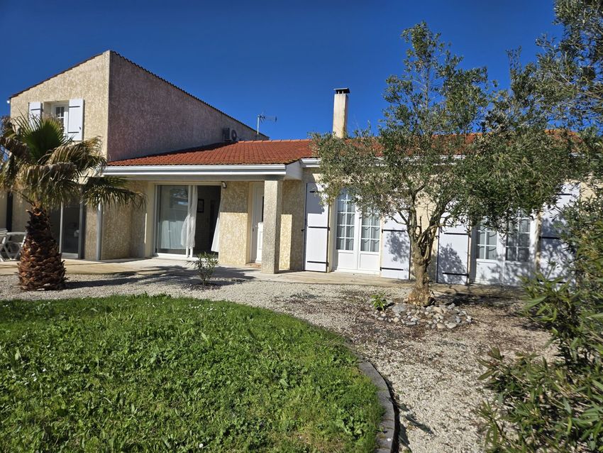 Image Façade à  maison individuelle de Saint-Agnant