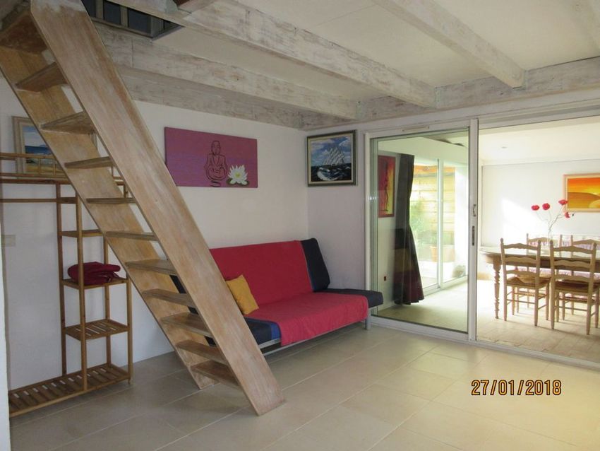 Image Chambre à appartement de Fréjus