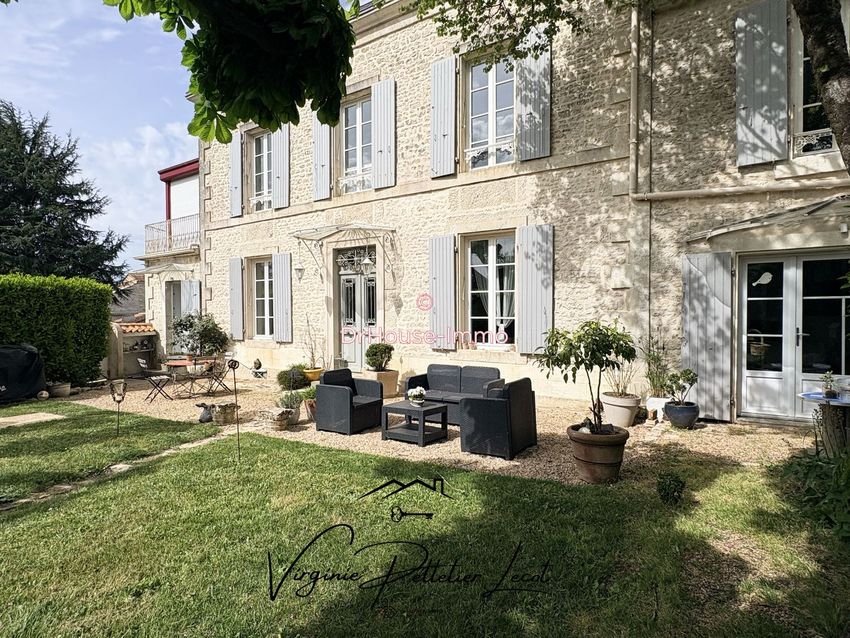Image Façade à  villa de Coulonges-sur-l'Autize