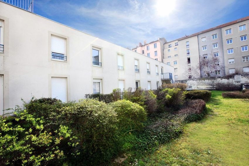 Image Façade à appartement de 6 Petite Rue de Monplaisir