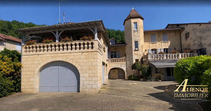 Image Façade à  maison individuelle de Brantôme en Périgord