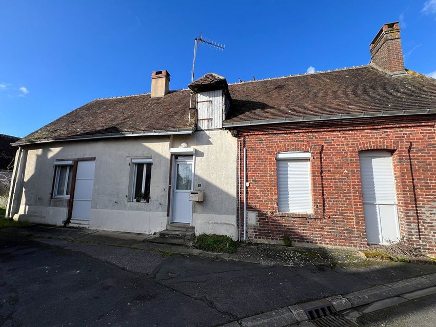 Image Façade à  maison de village de Couëtron-au-Perche
