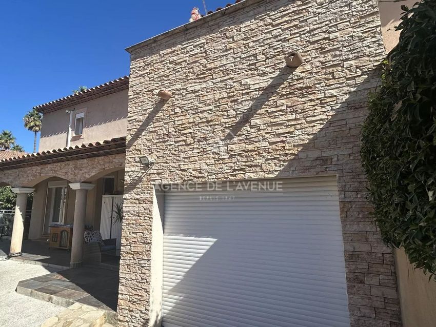 Image Façade à  maison individuelle de La Seyne-sur-Mer