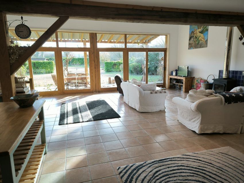 Image Salon à  maison de village de Dun