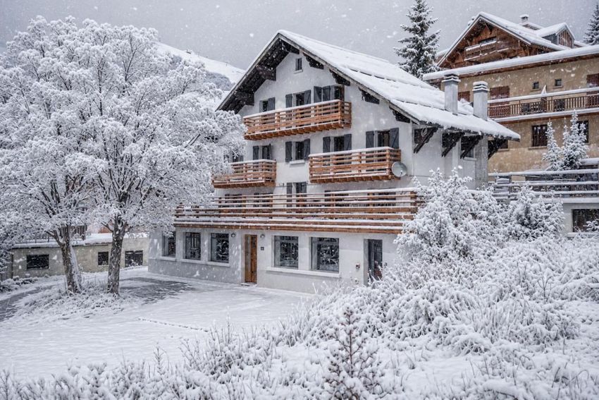 Image Façade à  maison individuelle de Huez