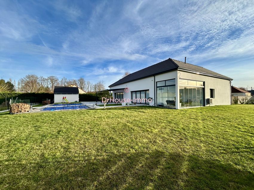 Image Façade à  villa de Chevillon-sur-Huillard